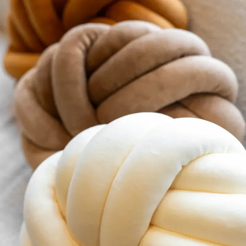Coussin Nœud Tressé