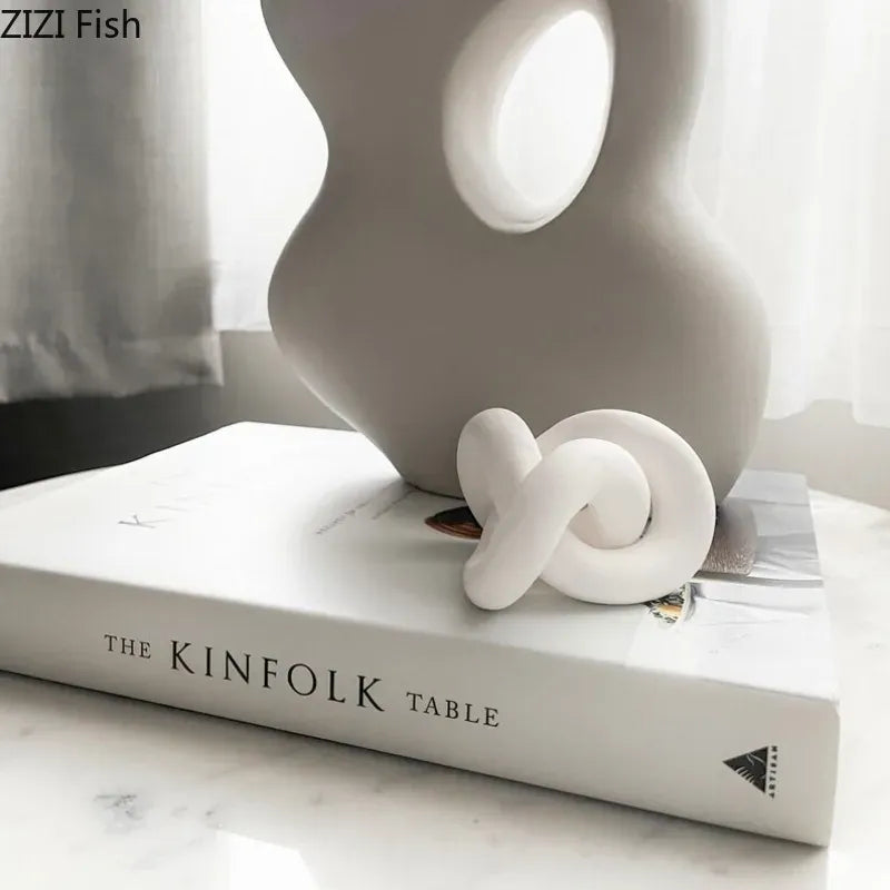 Serre Livre Nœud Abstrait Blanc